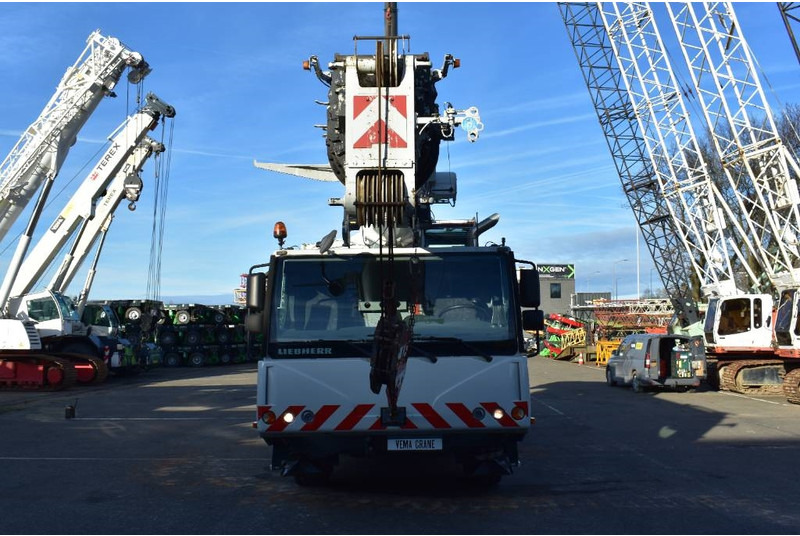 Liebherr LTM 1050-3.1 - Autodizalica za sve terene: slika Liebherr LTM 1050-3.1 - Autodizalica za sve terene Liebherr LTM 1050-3.1 - Autodizalica za sve terene: slika Liebherr LTM 1050-3.1 - Autodizalica za sve terene