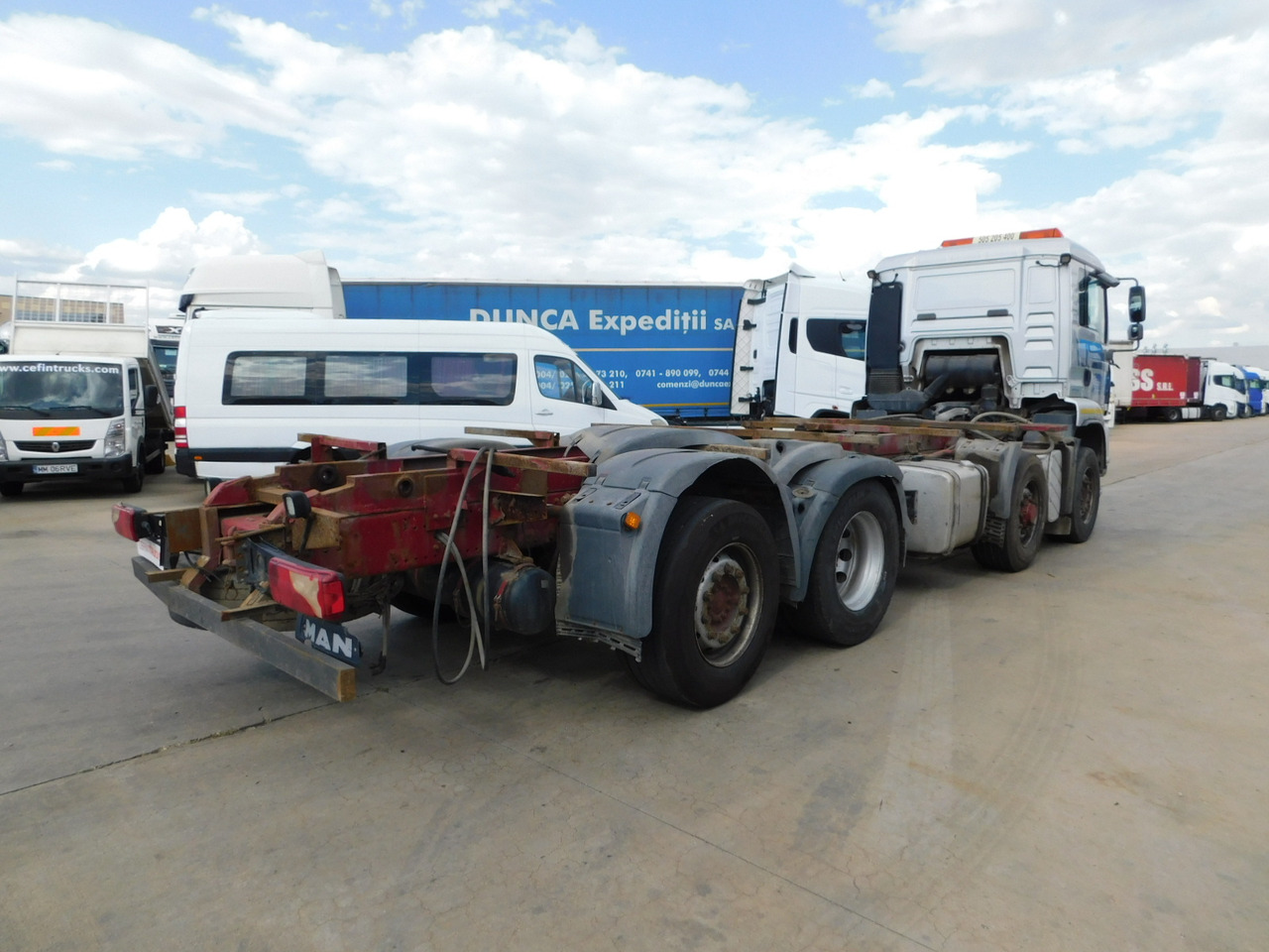 Man Tga35440 - Transporter kontejnera/ Kamion s izmjenjivim sanducima: slika Man Tga35440 - Transporter kontejnera/ Kamion s izmjenjivim sanducima Man Tga35440 - Transporter kontejnera/ Kamion s izmjenjivim sanducima: slika Man Tga35440 - Transporter kontejnera/ Kamion s izmjenjivim sanducima