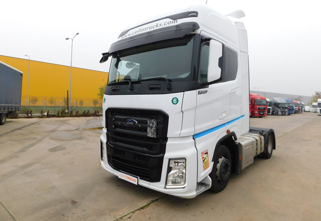 Ford F max ll 4x2 scab e6 12tx2620 - Tegljač: slika Ford F max ll 4x2 scab e6 12tx2620 - Tegljač Ford F max ll 4x2 scab e6 12tx2620 - Tegljač: slika Ford F max ll 4x2 scab e6 12tx2620 - Tegljač