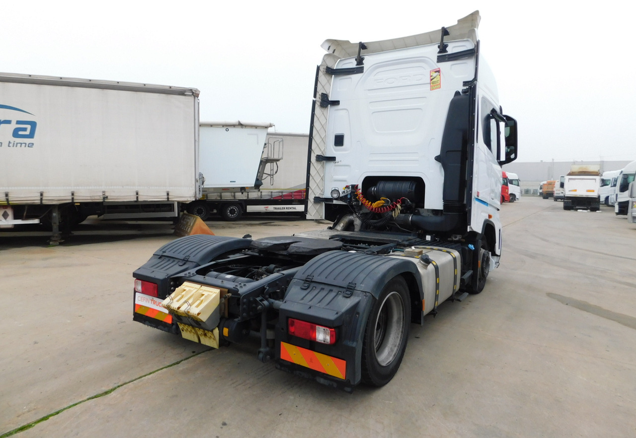 Ford F max ll 4x2 scab e6 12tx2620 - Tegljač: slika Ford F max ll 4x2 scab e6 12tx2620 - Tegljač Ford F max ll 4x2 scab e6 12tx2620 - Tegljač: slika Ford F max ll 4x2 scab e6 12tx2620 - Tegljač