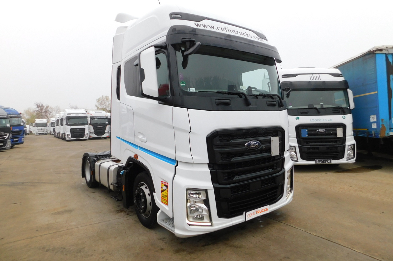 Ford F max ll 4x2 scab e6 12tx2620 - Tegljač: slika Ford F max ll 4x2 scab e6 12tx2620 - Tegljač Ford F max ll 4x2 scab e6 12tx2620 - Tegljač: slika Ford F max ll 4x2 scab e6 12tx2620 - Tegljač