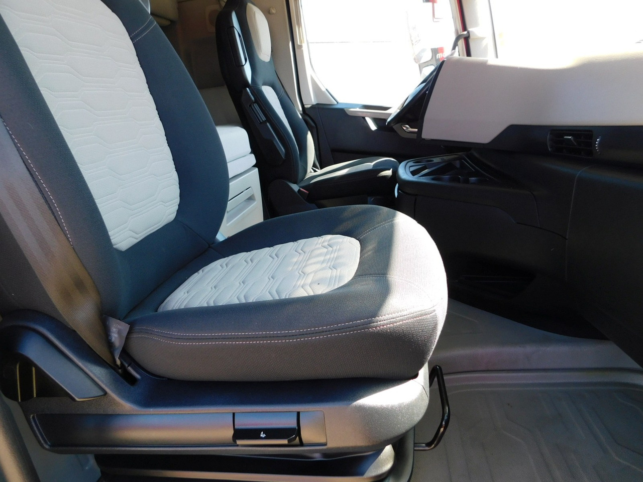 Ford F max ll 4x2 scab e6 12tx2620 - Tegljač: slika Ford F max ll 4x2 scab e6 12tx2620 - Tegljač Ford F max ll 4x2 scab e6 12tx2620 - Tegljač: slika Ford F max ll 4x2 scab e6 12tx2620 - Tegljač