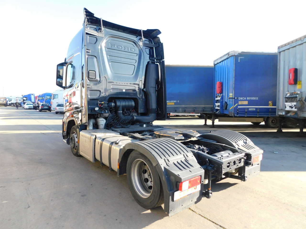 Ford F max ll 4x2 scab e6 eco 16spdamt ecotorq - Tegljač: slika Ford F max ll 4x2 scab e6 eco 16spdamt ecotorq - Tegljač Ford F max ll 4x2 scab e6 eco 16spdamt ecotorq - Tegljač: slika Ford F max ll 4x2 scab e6 eco 16spdamt ecotorq - Tegljač