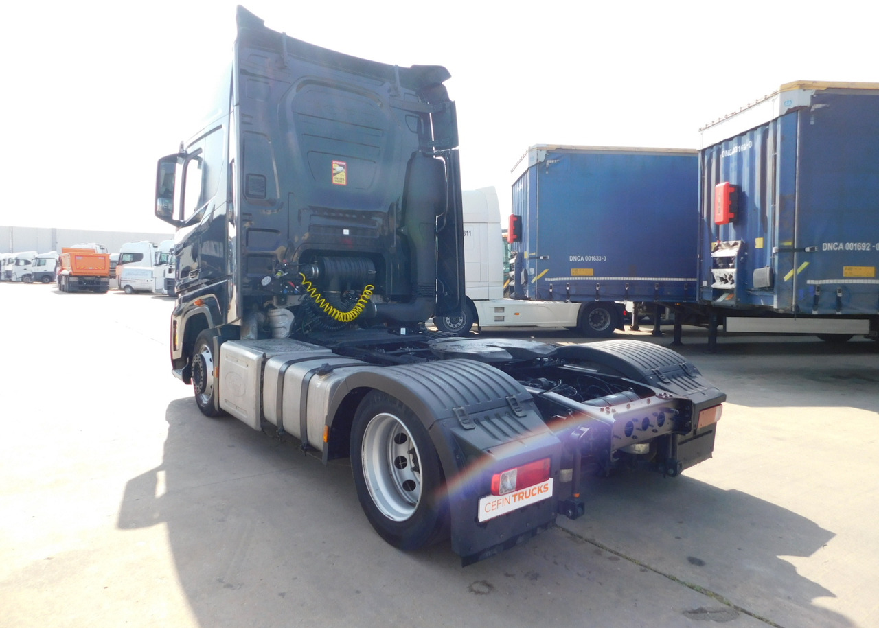 Ford F max ll 4x2 scab e6 eco 16spdamt ecotorq - Tegljač: slika Ford F max ll 4x2 scab e6 eco 16spdamt ecotorq - Tegljač Ford F max ll 4x2 scab e6 eco 16spdamt ecotorq - Tegljač: slika Ford F max ll 4x2 scab e6 eco 16spdamt ecotorq - Tegljač