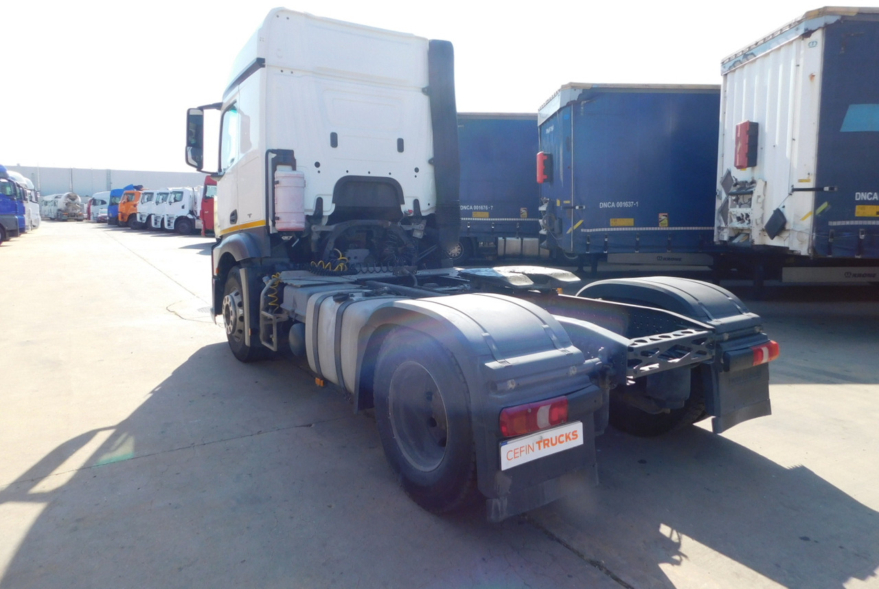 Mercedes Actros 1840 - Tegljač: slika Mercedes Actros 1840 - Tegljač Mercedes Actros 1840 - Tegljač: slika Mercedes Actros 1840 - Tegljač