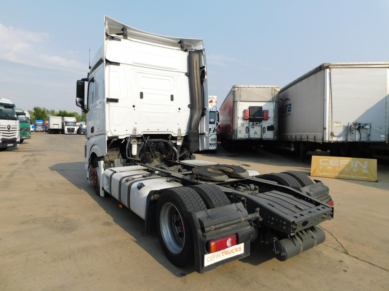 Mercedes Actros 1842 - Tegljač: slika Mercedes Actros 1842 - Tegljač Mercedes Actros 1842 - Tegljač: slika Mercedes Actros 1842 - Tegljač
