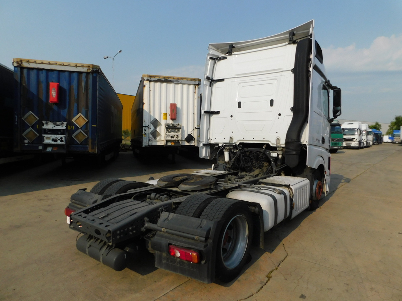 Mercedes Actros 1842 - Tegljač: slika Mercedes Actros 1842 - Tegljač Mercedes Actros 1842 - Tegljač: slika Mercedes Actros 1842 - Tegljač