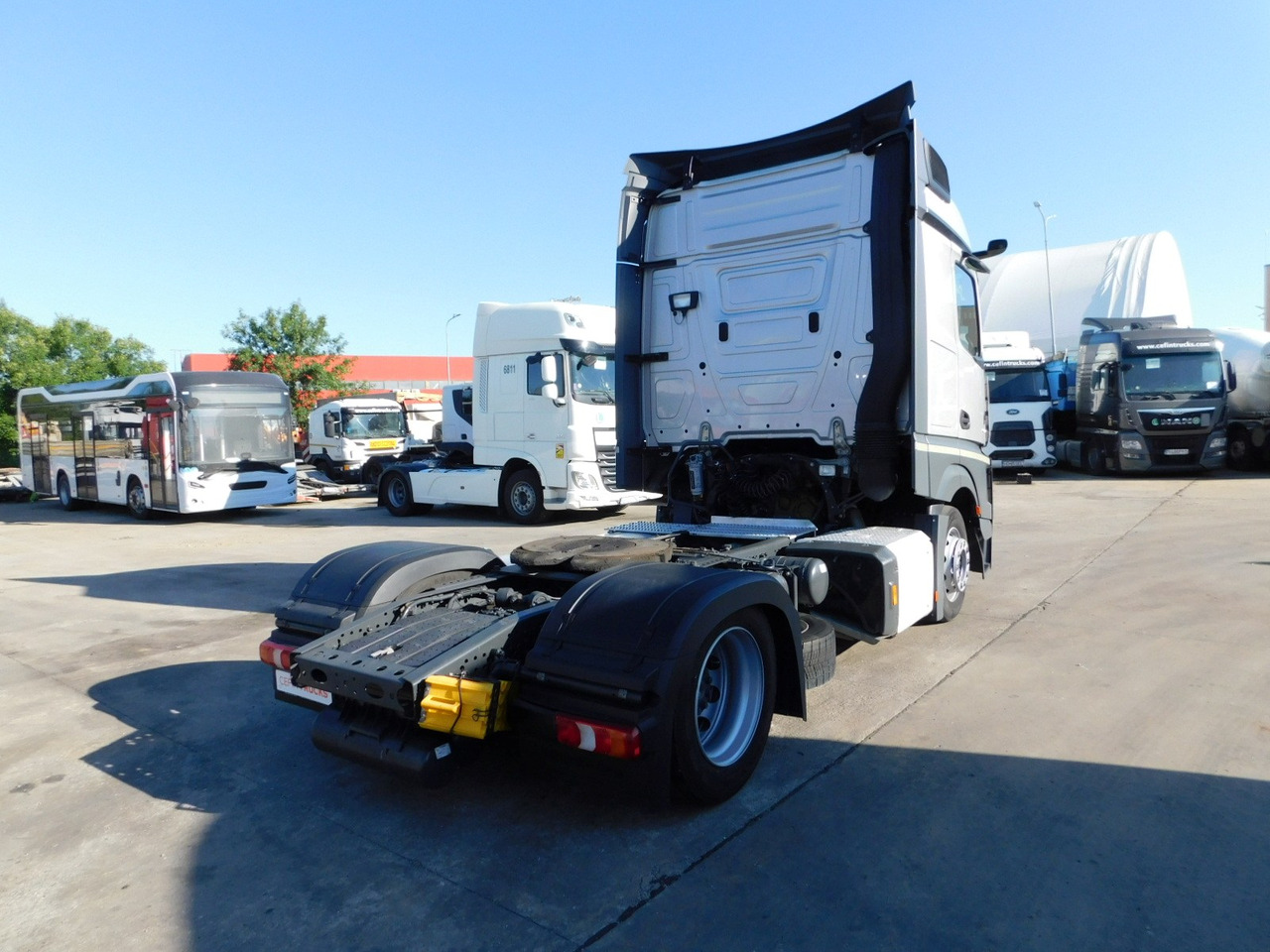 Mercedes Actros - Tegljač: slika Mercedes Actros - Tegljač Mercedes Actros - Tegljač: slika Mercedes Actros - Tegljač