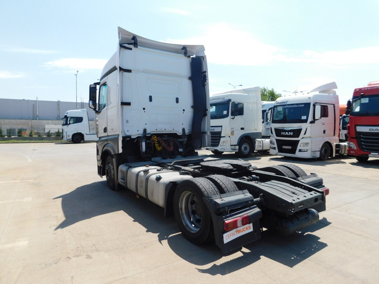 Mercedes Actros - Tegljač: slika Mercedes Actros - Tegljač Mercedes Actros - Tegljač: slika Mercedes Actros - Tegljač