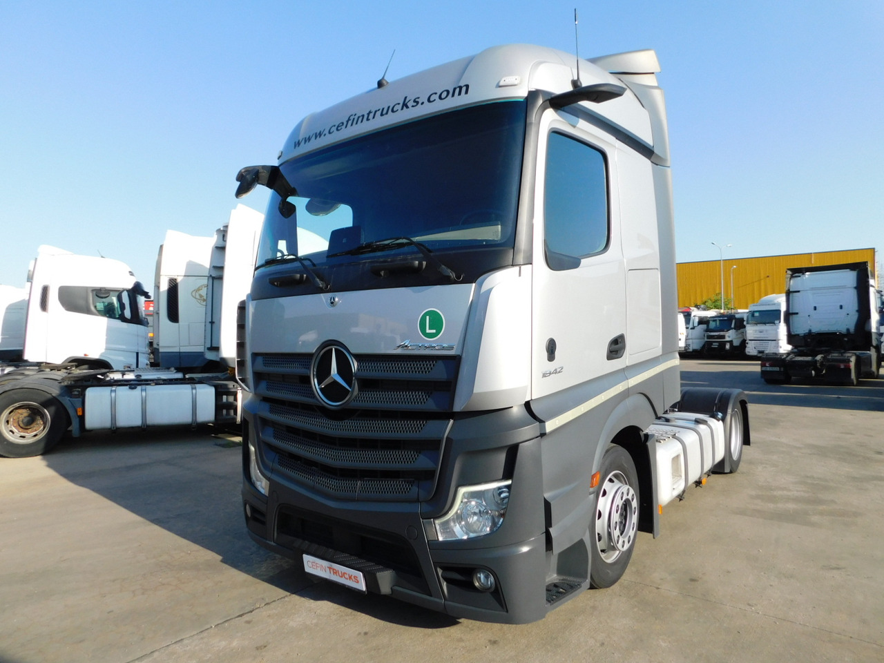 Mercedes Actros - Tegljač: slika Mercedes Actros - Tegljač Mercedes Actros - Tegljač: slika Mercedes Actros - Tegljač
