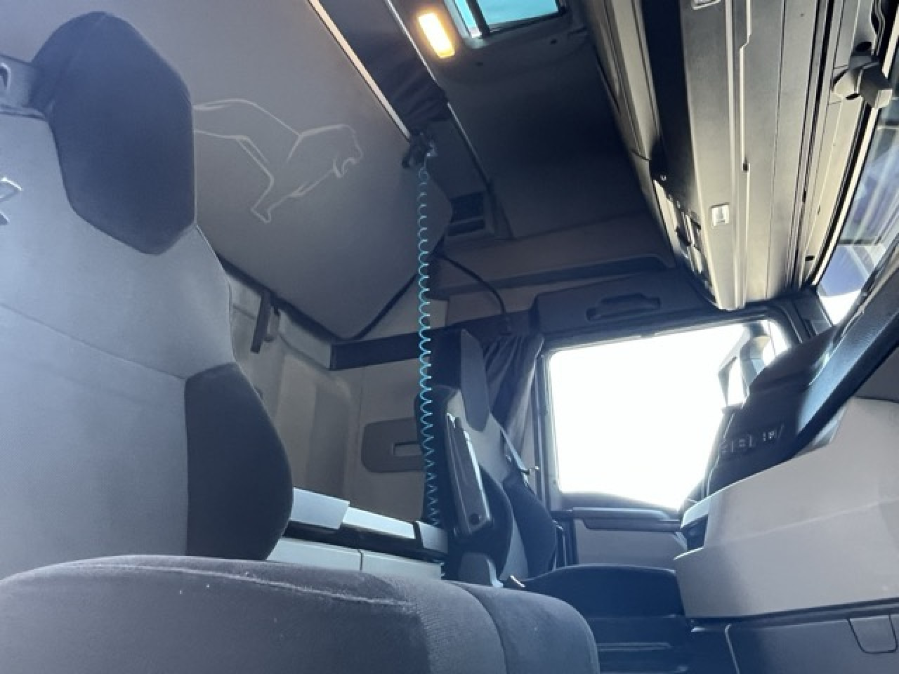 MAN TGX 18.510 4x2 BL SA Euro6 Retarder Klima ZV - Tegljač: slika MAN TGX 18.510 4x2 BL SA Euro6 Retarder Klima ZV - Tegljač MAN TGX 18.510 4x2 BL SA Euro6 Retarder Klima ZV - Tegljač: slika MAN TGX 18.510 4x2 BL SA Euro6 Retarder Klima ZV - Tegljač