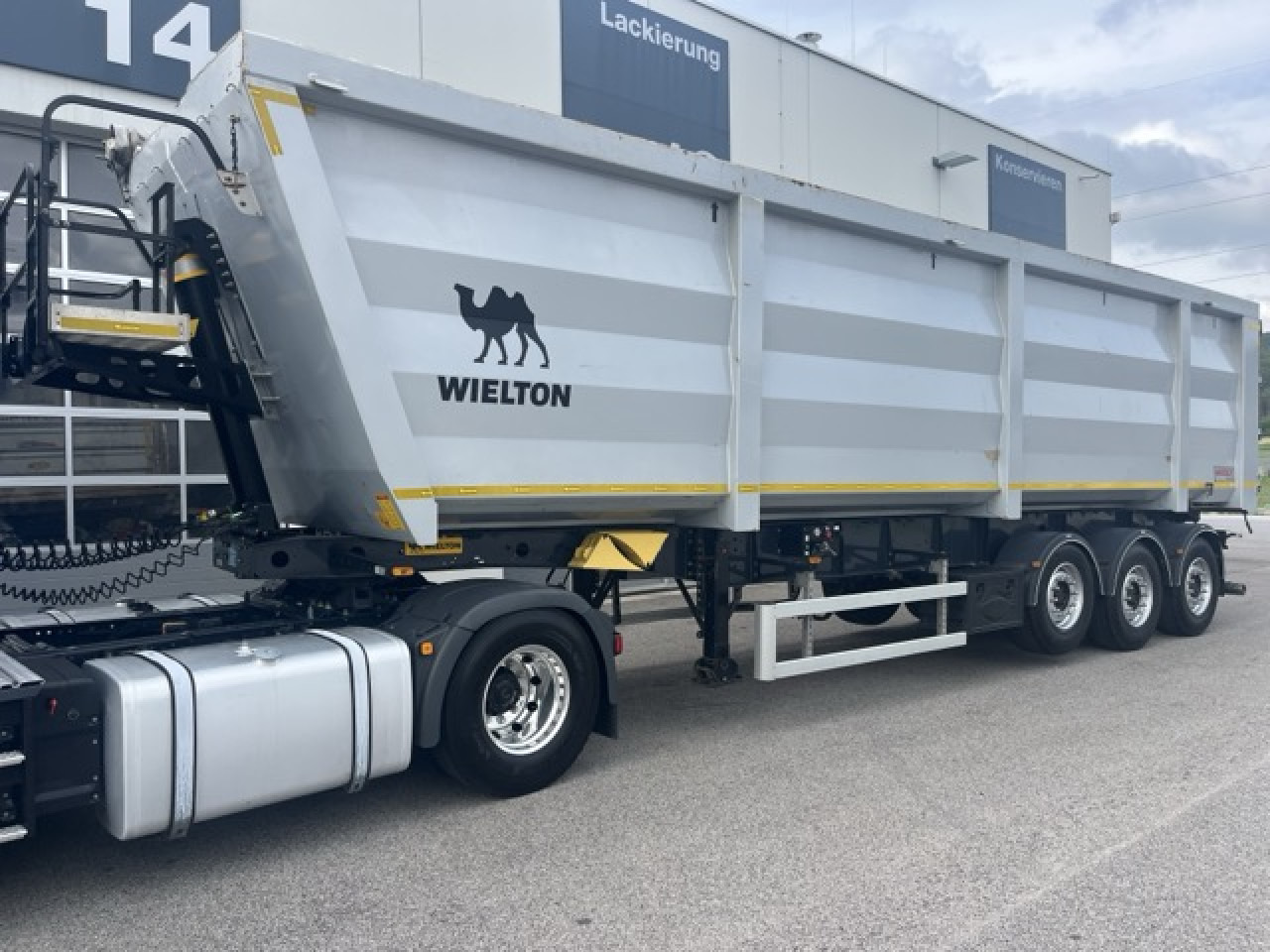 WIELTON SCRAP MASTER 55cbm SCHROTTMULDE - Kiper poluprikolica: slika WIELTON SCRAP MASTER 55cbm SCHROTTMULDE - Kiper poluprikolica WIELTON SCRAP MASTER 55cbm SCHROTTMULDE - Kiper poluprikolica: slika WIELTON SCRAP MASTER 55cbm SCHROTTMULDE - Kiper poluprikolica