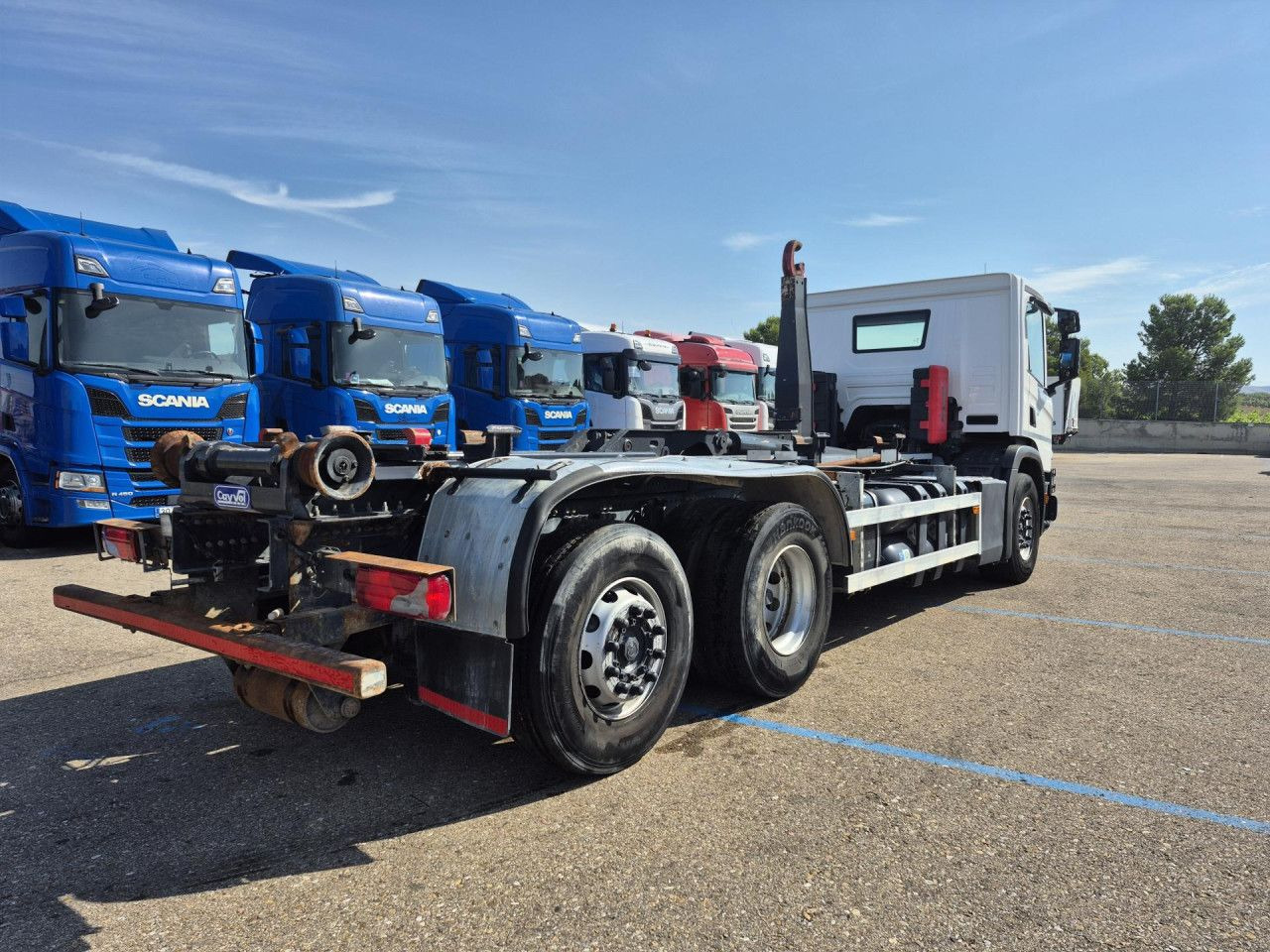 Scania P 340 - Tegljač: slika Scania P 340 - Tegljač Scania P 340 - Tegljač: slika Scania P 340 - Tegljač