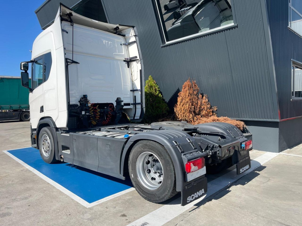 Zakup Scania R 450 Scania R 450: slika Zakup Scania R 450 Scania R 450