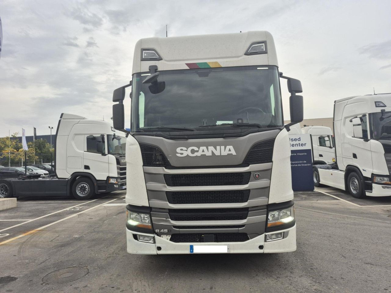 Scania R 450 - Tegljač: slika Scania R 450 - Tegljač Scania R 450 - Tegljač: slika Scania R 450 - Tegljač