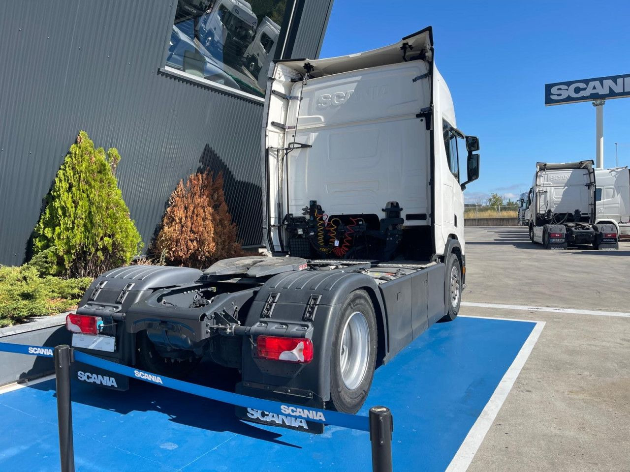 Zakup Scania R 450 Scania R 450: slika Zakup Scania R 450 Scania R 450