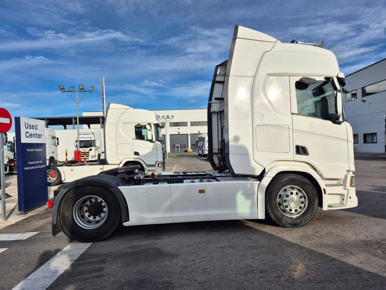 Scania R 450 - Tegljač: slika Scania R 450 - Tegljač Scania R 450 - Tegljač: slika Scania R 450 - Tegljač