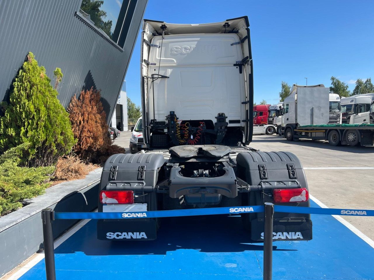 Zakup Scania R 450 Scania R 450: slika Zakup Scania R 450 Scania R 450