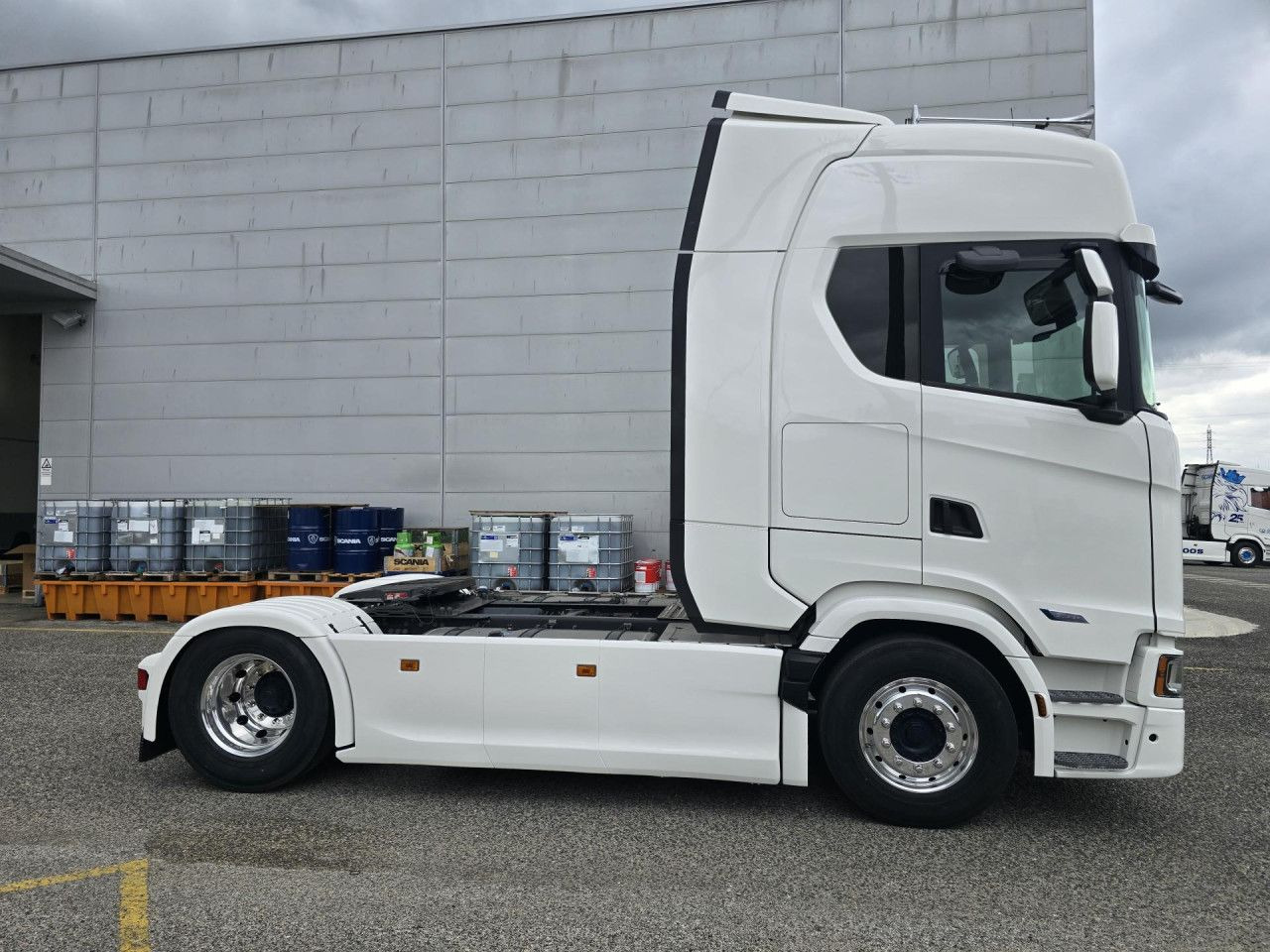 Scania S 560 - Tegljač: slika Scania S 560 - Tegljač Scania S 560 - Tegljač: slika Scania S 560 - Tegljač