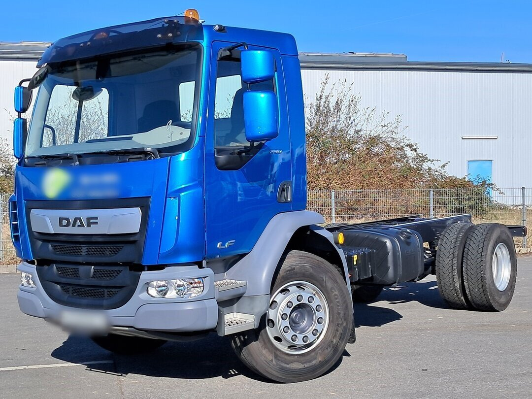 DAF LF 290 FA 4x2 LF 290 FA 4x2, Nebenantrieb, Navi, Abrollanlage HYVA T12-45 - Kamion s kukastom dizalicom: slika DAF LF 290 FA 4x2 LF 290 FA 4x2, Nebenantrieb, Navi, Abrollanlage HYVA T12-45 - Kamion s kukastom dizalicom DAF LF 290 FA 4x2 LF 290 FA 4x2, Nebenantrieb, Navi, Abrollanlage HYVA T12-45 - Kamion s kukastom dizalicom: slika DAF LF 290 FA 4x2 LF 290 FA 4x2, Nebenantrieb, Navi, Abrollanlage HYVA T12-45 - Kamion s kukastom dizalicom