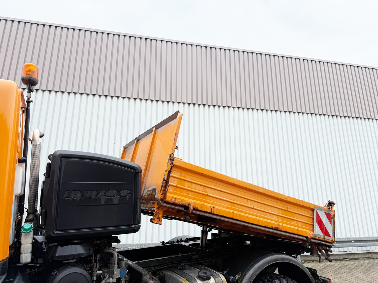 Unimog U 20 4x4 U 20 4x4, Kipper, Zapfwelle, Winterdienstausstattung, 2x AHK - Dostavno vozilo: slika Unimog U 20 4x4 U 20 4x4, Kipper, Zapfwelle, Winterdienstausstattung, 2x AHK - Dostavno vozilo Unimog U 20 4x4 U 20 4x4, Kipper, Zapfwelle, Winterdienstausstattung, 2x AHK - Dostavno vozilo: slika Unimog U 20 4x4 U 20 4x4, Kipper, Zapfwelle, Winterdienstausstattung, 2x AHK - Dostavno vozilo