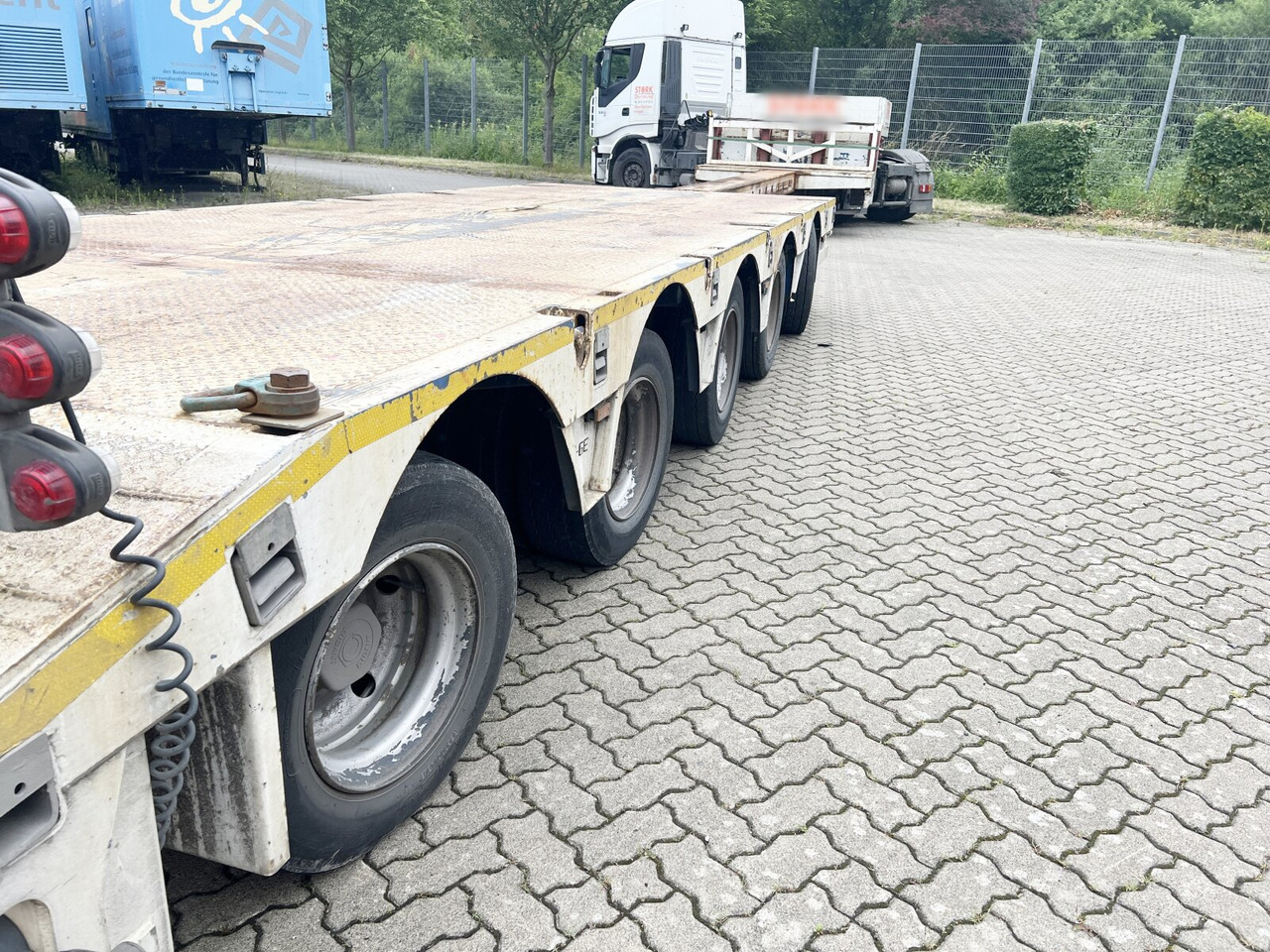 ES-GE 5.SOU-25-50.3N 5.SOU-25-50.3N, Teleskopierbar - Poluprikolica s niskim utovarivačem: slika ES-GE 5.SOU-25-50.3N 5.SOU-25-50.3N, Teleskopierbar - Poluprikolica s niskim utovarivačem ES-GE 5.SOU-25-50.3N 5.SOU-25-50.3N, Teleskopierbar - Poluprikolica s niskim utovarivačem: slika ES-GE 5.SOU-25-50.3N 5.SOU-25-50.3N, Teleskopierbar - Poluprikolica s niskim utovarivačem