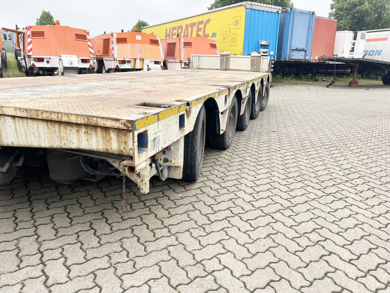 ES-GE 5.SOU-25-50.3N 5.SOU-25-50.3N, Teleskopierbar - Poluprikolica s niskim utovarivačem: slika ES-GE 5.SOU-25-50.3N 5.SOU-25-50.3N, Teleskopierbar - Poluprikolica s niskim utovarivačem ES-GE 5.SOU-25-50.3N 5.SOU-25-50.3N, Teleskopierbar - Poluprikolica s niskim utovarivačem: slika ES-GE 5.SOU-25-50.3N 5.SOU-25-50.3N, Teleskopierbar - Poluprikolica s niskim utovarivačem