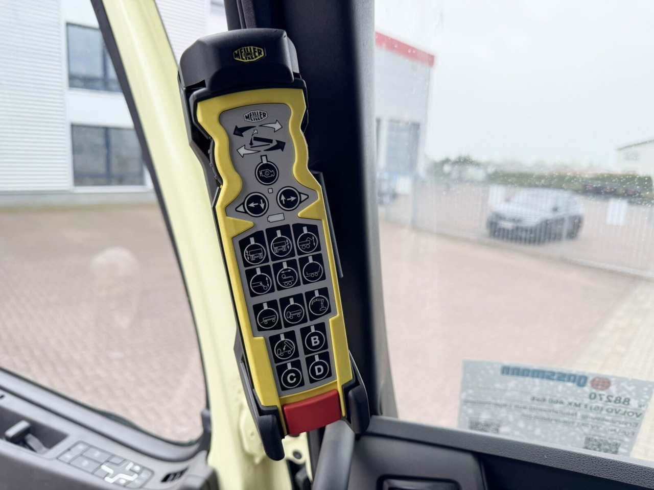 FMX 460 6x6 FMX 460 6x6, Meiller Bordmatik, Funk - Kiper: slika FMX 460 6x6 FMX 460 6x6, Meiller Bordmatik, Funk - Kiper FMX 460 6x6 FMX 460 6x6, Meiller Bordmatik, Funk - Kiper: slika FMX 460 6x6 FMX 460 6x6, Meiller Bordmatik, Funk - Kiper