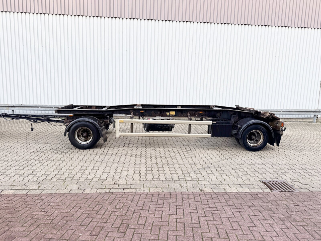 HSA 18.70 HSA 18.70 Schlittenabroller - Abroll/ Samopodizač prikolica: slika HSA 18.70 HSA 18.70 Schlittenabroller - Abroll/ Samopodizač prikolica HSA 18.70 HSA 18.70 Schlittenabroller - Abroll/ Samopodizač prikolica: slika HSA 18.70 HSA 18.70 Schlittenabroller - Abroll/ Samopodizač prikolica