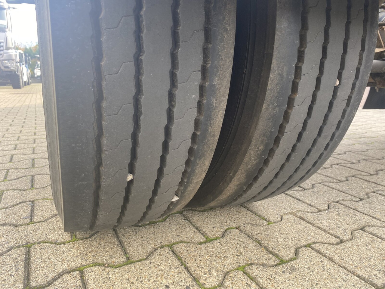 HSA 18.70 HSA 18.70 Schlittenabroller - Abroll/ Samopodizač prikolica: slika HSA 18.70 HSA 18.70 Schlittenabroller - Abroll/ Samopodizač prikolica HSA 18.70 HSA 18.70 Schlittenabroller - Abroll/ Samopodizač prikolica: slika HSA 18.70 HSA 18.70 Schlittenabroller - Abroll/ Samopodizač prikolica