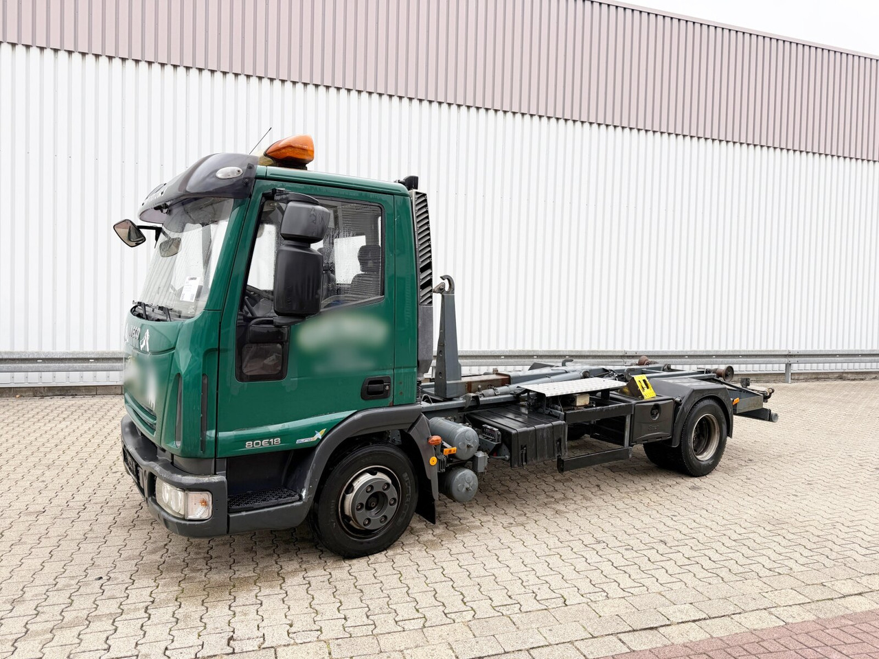 Iveco ML80E18/P 4x2 ML80E18/P 4x2, City-Abroller - Kamion s kukastom dizalicom: slika Iveco ML80E18/P 4x2 ML80E18/P 4x2, City-Abroller - Kamion s kukastom dizalicom Iveco ML80E18/P 4x2 ML80E18/P 4x2, City-Abroller - Kamion s kukastom dizalicom: slika Iveco ML80E18/P 4x2 ML80E18/P 4x2, City-Abroller - Kamion s kukastom dizalicom