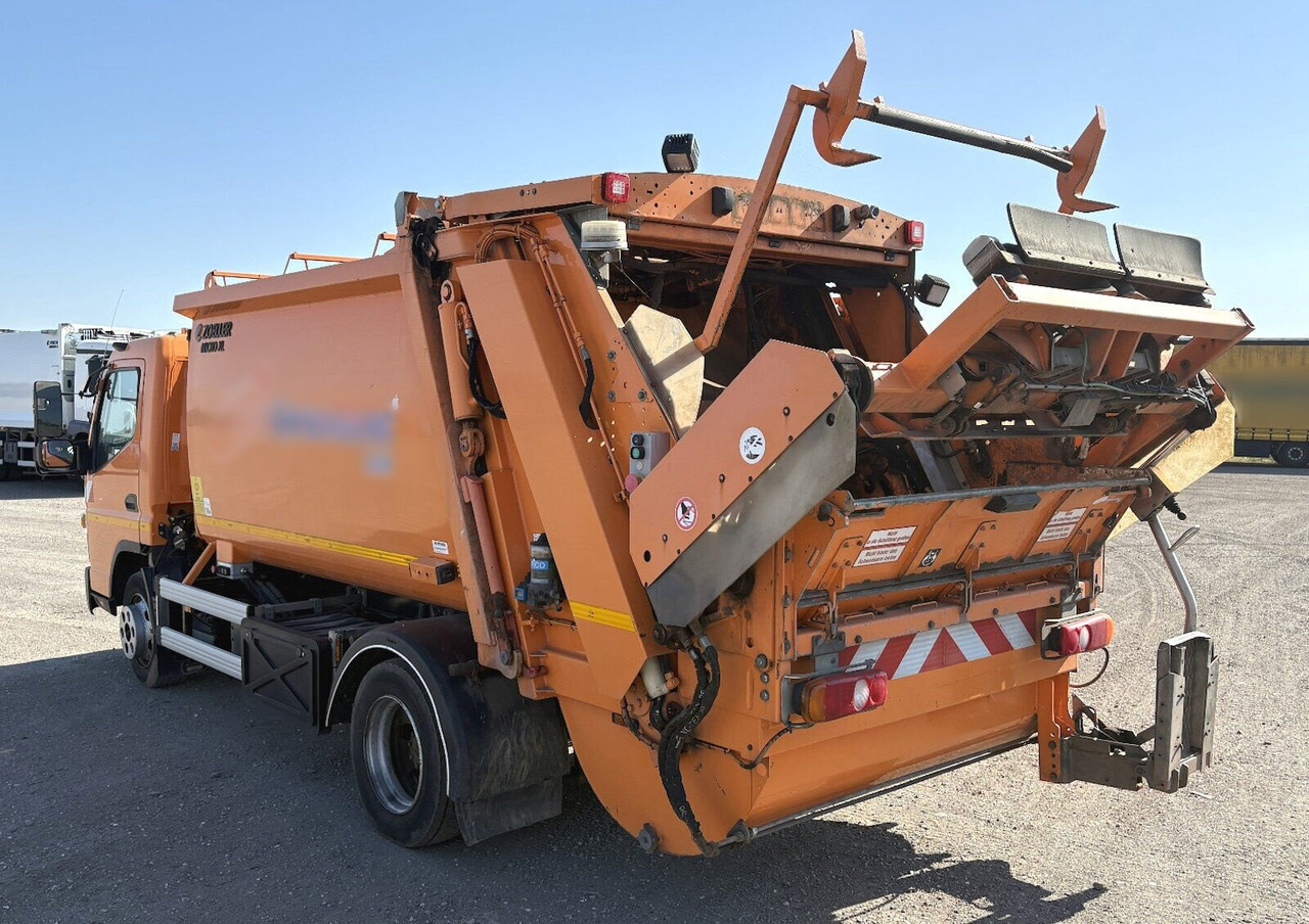 Mitsubishi Fuso 7C18 4x2 Fuso 7C18 4x2, Zöller Micro XL 7, Zöller Schüttung - Kamion: slika Mitsubishi Fuso 7C18 4x2 Fuso 7C18 4x2, Zöller Micro XL 7, Zöller Schüttung - Kamion Mitsubishi Fuso 7C18 4x2 Fuso 7C18 4x2, Zöller Micro XL 7, Zöller Schüttung - Kamion: slika Mitsubishi Fuso 7C18 4x2 Fuso 7C18 4x2, Zöller Micro XL 7, Zöller Schüttung - Kamion