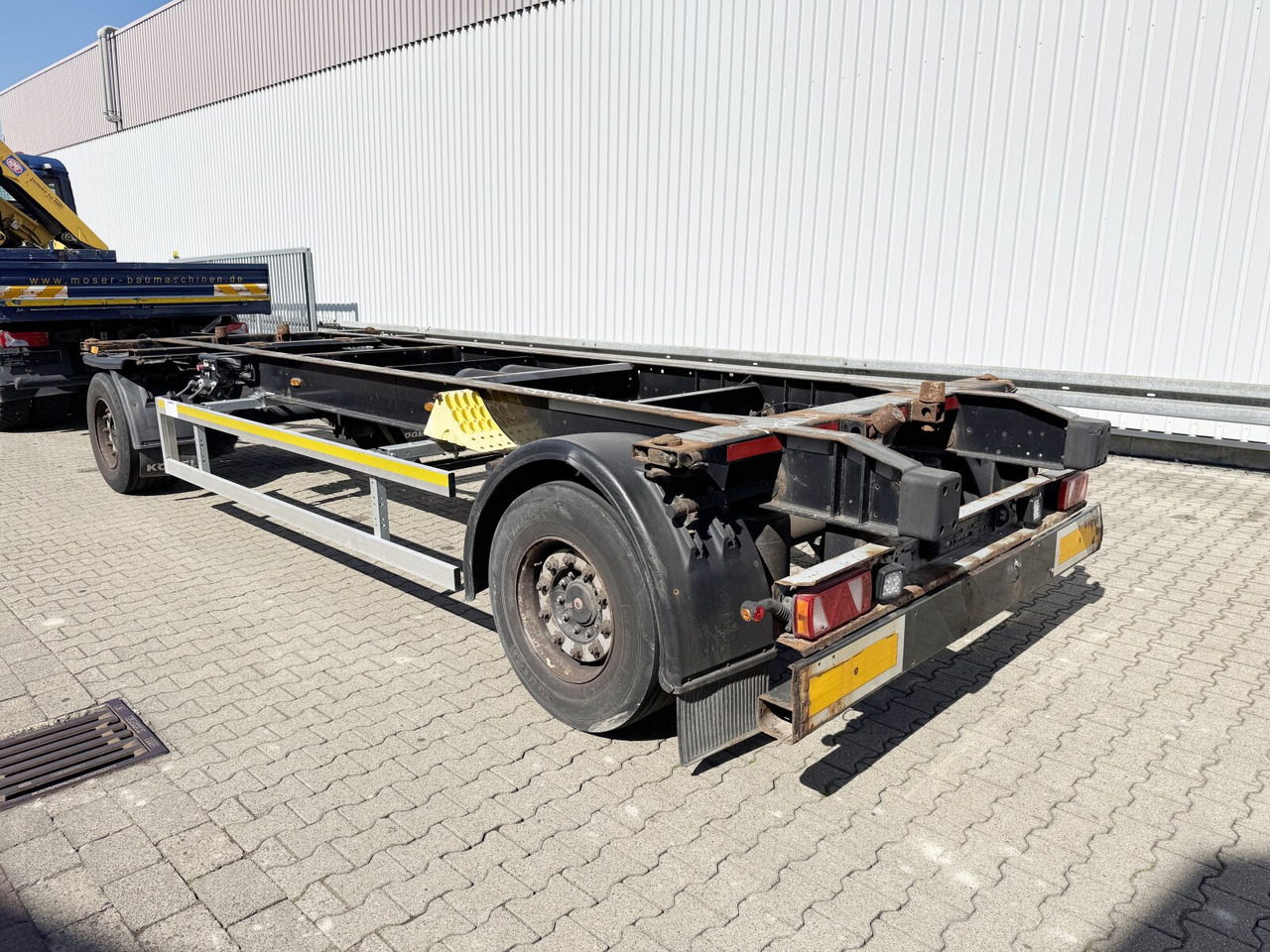 Kögel AW 18 AW 18 - Transporter kontejnera/ Prikolica s izmjenjivim sanducima: slika Kögel AW 18 AW 18 - Transporter kontejnera/ Prikolica s izmjenjivim sanducima Kögel AW 18 AW 18 - Transporter kontejnera/ Prikolica s izmjenjivim sanducima: slika Kögel AW 18 AW 18 - Transporter kontejnera/ Prikolica s izmjenjivim sanducima