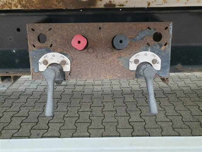 Krone AZW 18 AZW 18 - Transporter kontejnera/ Prikolica s izmjenjivim sanducima: slika Krone AZW 18 AZW 18 - Transporter kontejnera/ Prikolica s izmjenjivim sanducima Krone AZW 18 AZW 18 - Transporter kontejnera/ Prikolica s izmjenjivim sanducima: slika Krone AZW 18 AZW 18 - Transporter kontejnera/ Prikolica s izmjenjivim sanducima