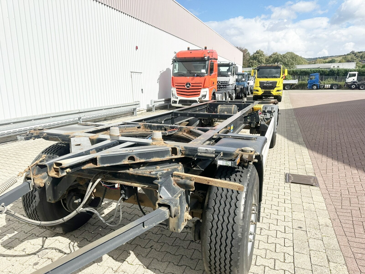 Krone AZW 18 AZW 18 - Transporter kontejnera/ Prikolica s izmjenjivim sanducima: slika Krone AZW 18 AZW 18 - Transporter kontejnera/ Prikolica s izmjenjivim sanducima Krone AZW 18 AZW 18 - Transporter kontejnera/ Prikolica s izmjenjivim sanducima: slika Krone AZW 18 AZW 18 - Transporter kontejnera/ Prikolica s izmjenjivim sanducima