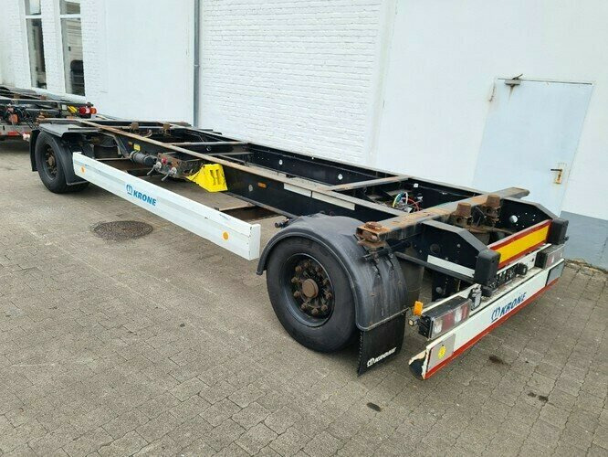 Krone AZW AZW 18, BDF - Transporter kontejnera/ Prikolica s izmjenjivim sanducima: slika Krone AZW AZW 18, BDF - Transporter kontejnera/ Prikolica s izmjenjivim sanducima Krone AZW AZW 18, BDF - Transporter kontejnera/ Prikolica s izmjenjivim sanducima: slika Krone AZW AZW 18, BDF - Transporter kontejnera/ Prikolica s izmjenjivim sanducima