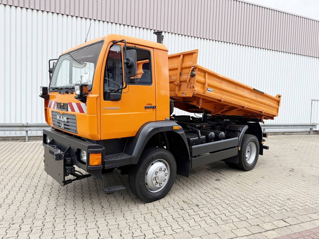 MAN 14.225 LAK 4x4 BB 14.225 LAK 4x4 BB, Winterdienstausstattung - Kiper: slika MAN 14.225 LAK 4x4 BB 14.225 LAK 4x4 BB, Winterdienstausstattung - Kiper MAN 14.225 LAK 4x4 BB 14.225 LAK 4x4 BB, Winterdienstausstattung - Kiper: slika MAN 14.225 LAK 4x4 BB 14.225 LAK 4x4 BB, Winterdienstausstattung - Kiper