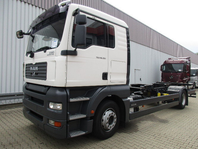 Zakup MAN TGA 18.350 4x2 LL TGA 18.350 4x2 LL, Fahrschule MAN TGA 18.350 4x2 LL TGA 18.350 4x2 LL, Fahrschule: slika Zakup MAN TGA 18.350 4x2 LL TGA 18.350 4x2 LL, Fahrschule MAN TGA 18.350 4x2 LL TGA 18.350 4x2 LL, Fahrschule