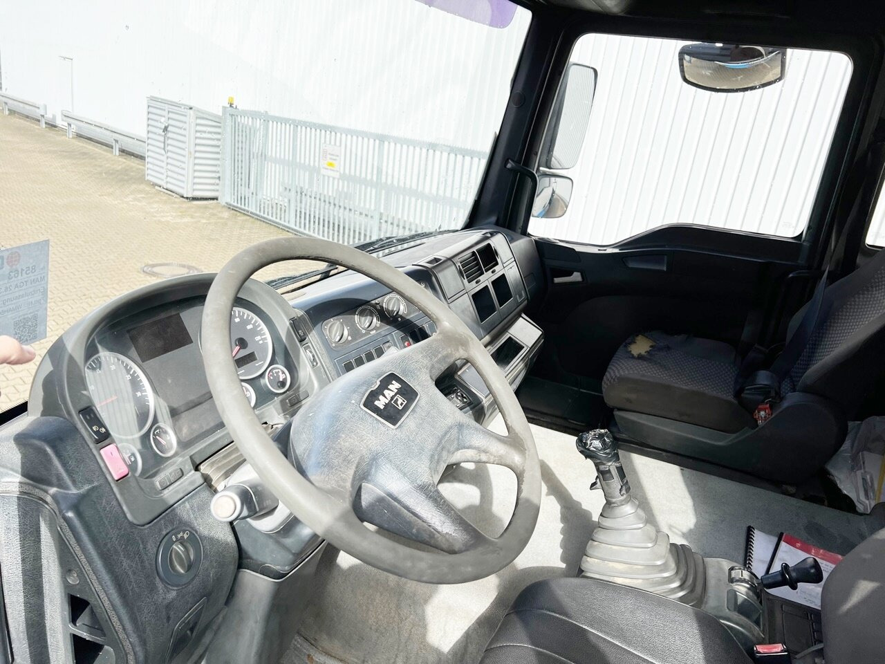 Kamion s kranom, Kamion s otvorenim sandukom MAN TGA 26.310 6X6 BB TGA 26.310 6X6 BB mit Kran HMF 1253-K4, Funk: slika Kamion s kranom, Kamion s otvorenim sandukom MAN TGA 26.310 6X6 BB TGA 26.310 6X6 BB mit Kran HMF 1253-K4, Funk Kamion s kranom, Kamion s otvorenim sandukom MAN TGA 26.310 6X6 BB TGA 26.310 6X6 BB mit Kran HMF 1253-K4, Funk: slika Kamion s kranom, Kamion s otvorenim sandukom MAN TGA 26.310 6X6 BB TGA 26.310 6X6 BB mit Kran HMF 1253-K4, Funk