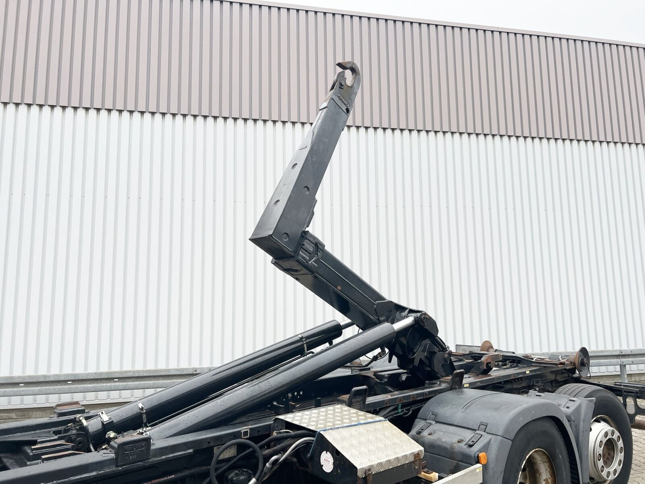 MAN TGA 26.350 6x2-2 BL TGA 26.350/400 6x2-2 BL, Lenk-/Liftachse - Kamion s kukastom dizalicom: slika MAN TGA 26.350 6x2-2 BL TGA 26.350/400 6x2-2 BL, Lenk-/Liftachse - Kamion s kukastom dizalicom MAN TGA 26.350 6x2-2 BL TGA 26.350/400 6x2-2 BL, Lenk-/Liftachse - Kamion s kukastom dizalicom: slika MAN TGA 26.350 6x2-2 BL TGA 26.350/400 6x2-2 BL, Lenk-/Liftachse - Kamion s kukastom dizalicom