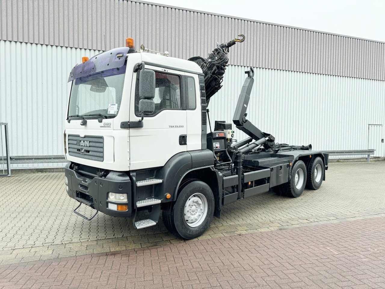 Kamion s kukastom dizalicom, Kamion s kranom MAN TGA 33.350 6X4 BB TGA 33.350 6X4 BB mit Kran Hiab 166 E-3 HiDuo, Funk: slika Kamion s kukastom dizalicom, Kamion s kranom MAN TGA 33.350 6X4 BB TGA 33.350 6X4 BB mit Kran Hiab 166 E-3 HiDuo, Funk Kamion s kukastom dizalicom, Kamion s kranom MAN TGA 33.350 6X4 BB TGA 33.350 6X4 BB mit Kran Hiab 166 E-3 HiDuo, Funk: slika Kamion s kukastom dizalicom, Kamion s kranom MAN TGA 33.350 6X4 BB TGA 33.350 6X4 BB mit Kran Hiab 166 E-3 HiDuo, Funk