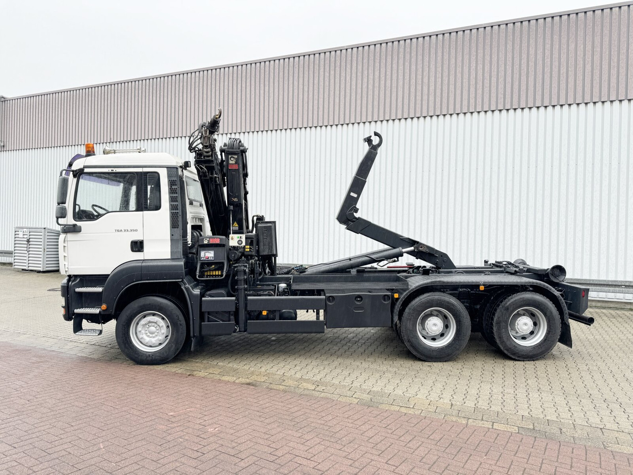 Kamion s kukastom dizalicom, Kamion s kranom MAN TGA 33.350 6X4 BB TGA 33.350 6X4 BB mit Kran Hiab 166 E-3 HiDuo, Funk: slika Kamion s kukastom dizalicom, Kamion s kranom MAN TGA 33.350 6X4 BB TGA 33.350 6X4 BB mit Kran Hiab 166 E-3 HiDuo, Funk Kamion s kukastom dizalicom, Kamion s kranom MAN TGA 33.350 6X4 BB TGA 33.350 6X4 BB mit Kran Hiab 166 E-3 HiDuo, Funk: slika Kamion s kukastom dizalicom, Kamion s kranom MAN TGA 33.350 6X4 BB TGA 33.350 6X4 BB mit Kran Hiab 166 E-3 HiDuo, Funk