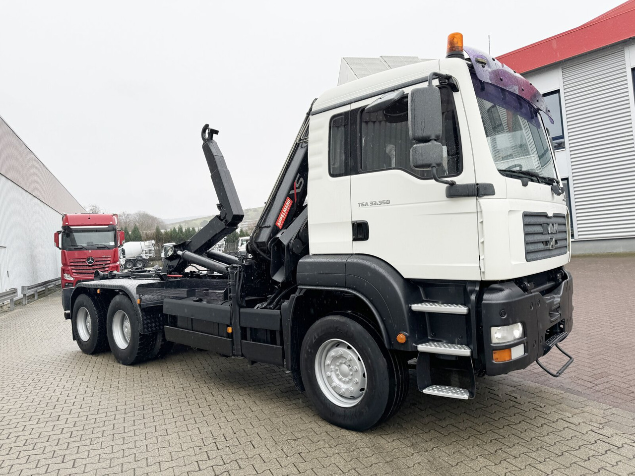 Kamion s kukastom dizalicom, Kamion s kranom MAN TGA 33.350 6X4 BB TGA 33.350 6X4 BB mit Kran Hiab 166 E-3 HiDuo, Funk: slika Kamion s kukastom dizalicom, Kamion s kranom MAN TGA 33.350 6X4 BB TGA 33.350 6X4 BB mit Kran Hiab 166 E-3 HiDuo, Funk Kamion s kukastom dizalicom, Kamion s kranom MAN TGA 33.350 6X4 BB TGA 33.350 6X4 BB mit Kran Hiab 166 E-3 HiDuo, Funk: slika Kamion s kukastom dizalicom, Kamion s kranom MAN TGA 33.350 6X4 BB TGA 33.350 6X4 BB mit Kran Hiab 166 E-3 HiDuo, Funk
