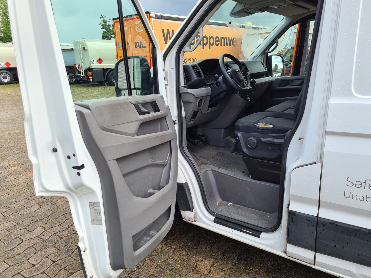 Furgon MAN TGE 3.140 4x2 SB TGE 3.140 4x2 SB, Hochdach: slika Furgon MAN TGE 3.140 4x2 SB TGE 3.140 4x2 SB, Hochdach Furgon MAN TGE 3.140 4x2 SB TGE 3.140 4x2 SB, Hochdach: slika Furgon MAN TGE 3.140 4x2 SB TGE 3.140 4x2 SB, Hochdach