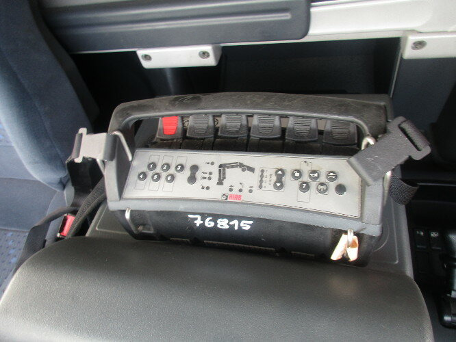 Kamion s kranom, Kamion s ceradom MAN TGL 12.240 BL 4x2 TGL 12.240BL 4x2, mit Kran Hiab 088 mit Funk: slika Kamion s kranom, Kamion s ceradom MAN TGL 12.240 BL 4x2 TGL 12.240BL 4x2, mit Kran Hiab 088 mit Funk