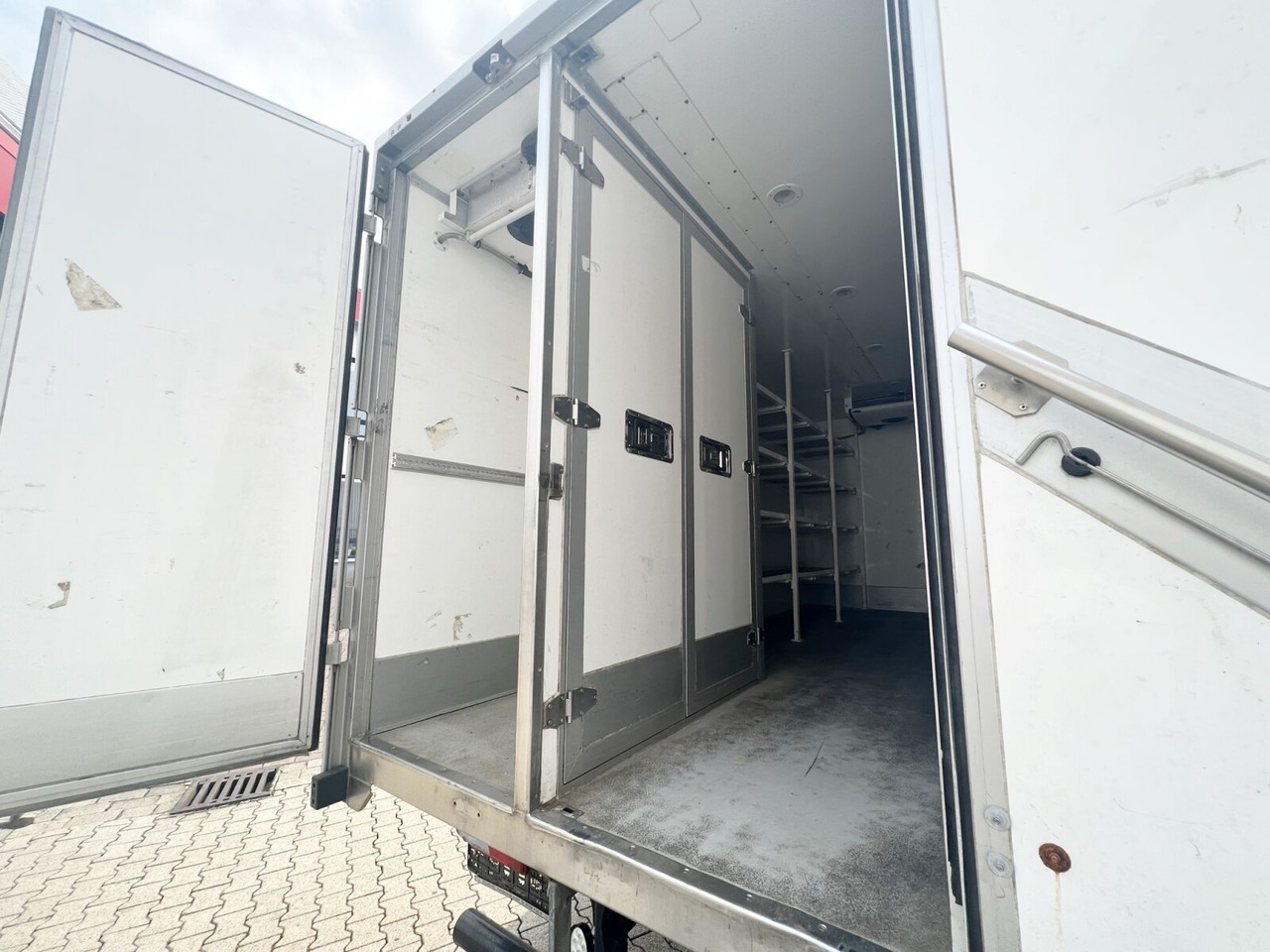 MAN TGL 8.180 4x2 BL TGL 8.180 4x2 BL, Kühlkoffer, Carrier Supra 850Mi - Kamion hladnjača: slika MAN TGL 8.180 4x2 BL TGL 8.180 4x2 BL, Kühlkoffer, Carrier Supra 850Mi - Kamion hladnjača MAN TGL 8.180 4x2 BL TGL 8.180 4x2 BL, Kühlkoffer, Carrier Supra 850Mi - Kamion hladnjača: slika MAN TGL 8.180 4x2 BL TGL 8.180 4x2 BL, Kühlkoffer, Carrier Supra 850Mi - Kamion hladnjača