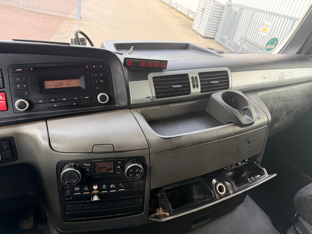 MAN TGS 18.360 4X2 BL TGS 18.360 4X2 BL, Hyva 10.45 S, Teleskopabrollanlage - Kamion s kukastom dizalicom: slika MAN TGS 18.360 4X2 BL TGS 18.360 4X2 BL, Hyva 10.45 S, Teleskopabrollanlage - Kamion s kukastom dizalicom MAN TGS 18.360 4X2 BL TGS 18.360 4X2 BL, Hyva 10.45 S, Teleskopabrollanlage - Kamion s kukastom dizalicom: slika MAN TGS 18.360 4X2 BL TGS 18.360 4X2 BL, Hyva 10.45 S, Teleskopabrollanlage - Kamion s kukastom dizalicom