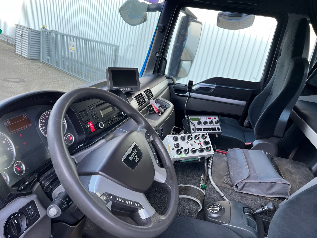 Kiper MAN TGS 18.360 4X4 BL TGS 18.360 4X4 BL, Hinterkipper, hydr. Heckklappe, Winterdienstausstattung: slika Kiper MAN TGS 18.360 4X4 BL TGS 18.360 4X4 BL, Hinterkipper, hydr. Heckklappe, Winterdienstausstattung