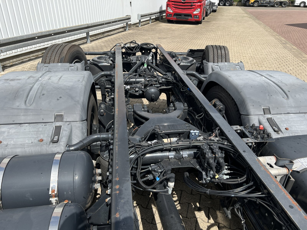 MAN TGS 26.320 6X2-4 BL TGS 26.320 6X2-4 BL, Lenk-/Liftachse, Rechtslenker, Export Only! - Kamion-šasija: slika MAN TGS 26.320 6X2-4 BL TGS 26.320 6X2-4 BL, Lenk-/Liftachse, Rechtslenker, Export Only! - Kamion-šasija MAN TGS 26.320 6X2-4 BL TGS 26.320 6X2-4 BL, Lenk-/Liftachse, Rechtslenker, Export Only! - Kamion-šasija: slika MAN TGS 26.320 6X2-4 BL TGS 26.320 6X2-4 BL, Lenk-/Liftachse, Rechtslenker, Export Only! - Kamion-šasija