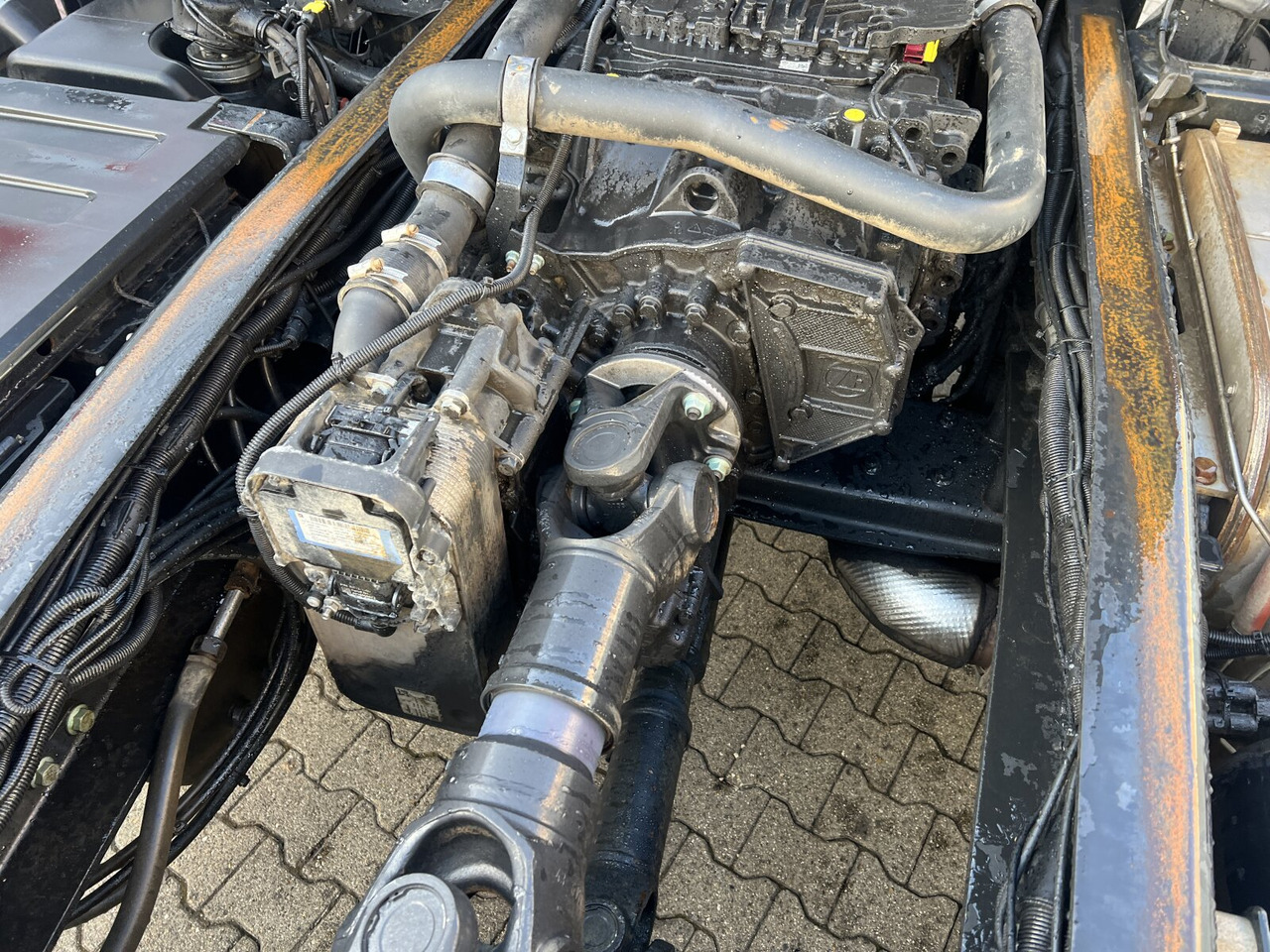 Kamion s kukastom dizalicom MAN TGS 26.500 6X6 BL TGS 26.500 6X6 BL, Intarder: slika Kamion s kukastom dizalicom MAN TGS 26.500 6X6 BL TGS 26.500 6X6 BL, Intarder